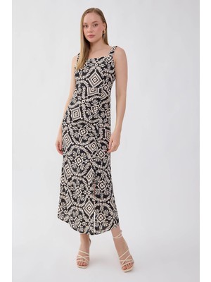 Vitrin Kendinden Desenli Önü Büzgülü Elbise