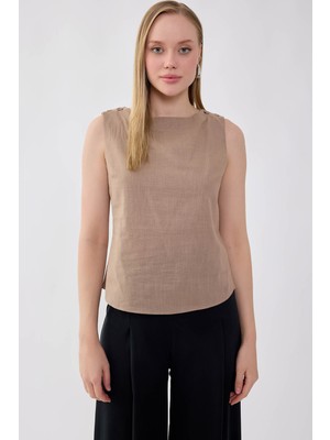 Vitrin Omuzu Düğmeli Viskon Keten Bluz