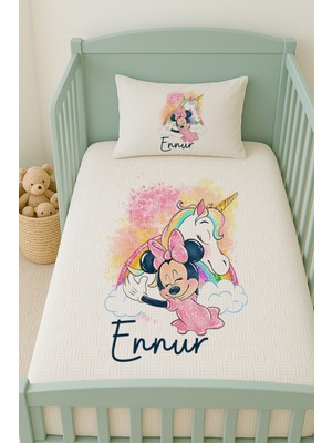 Lilabio %100 Pamuk Isme Özel Isimli 100X150 cm Pike Seti Unicorna Sarılan Minnie
