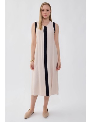 Vitrin V Yaka Iki Renk Uzun Elbise