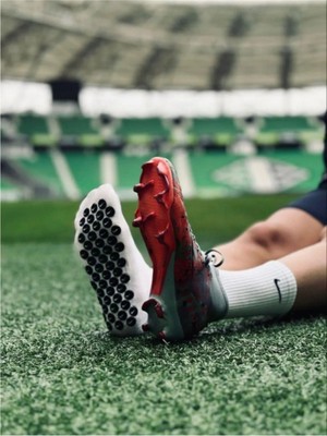 Bite Nose Kaydırmaz Silikon Tabanlı Futbol Çorabı (2 Çift) | Havlu Taban Dikişsiz Pro Maç Çorabı | Halı Saha & Antrenman Için Sporcu Tozluk