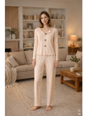 Koza İç Giyim Kadın Pamuklu Çıtır Çiçek Desenli Baby Overloklu Fiyonklu Uzun Kollu Pijama Takımı