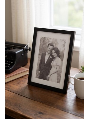 Aesco Ahşap Resim Çerçevesi 4'lü Set Halinde 15 x 20 cm Boyutunda