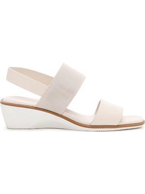 Derimod Kadın Bej Dolgu Topuklu Deri Sandalet 26SFD151714