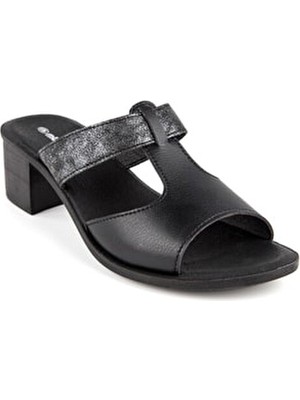 Muya Ceria Kadın Siyah Günlük Terlik Suni Deri Yaz İçin Konforlu ve Şık Tasarım