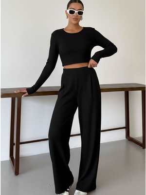 Trendseninle Kadın Siyah Yuvarlak Yaka Bluzlu Alt-Üst Pantolonlu Interlok Takım