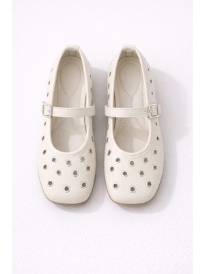 Slipcat Kadın Rahat Taban Kuşgözü Detaylı Bantlı Günlük Babet Ofis Ayakkabı