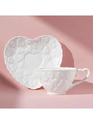 Karaca Pink Love Porselen Kahve Fincanı ve Tabağı Beyaz 100 ml
