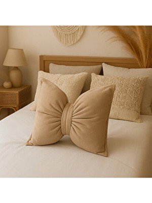 Belomia Home Collection Kurdele Görünüm Dekoratif Iç Dolgulu Kırlent | Fiyonk Kadife Doku Yastık