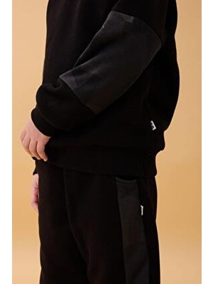 Perendi Erkek Çocuk Kışlık Eşofman Takımı Kamuflaj Garnili 5-14 Yaş İçin Enerjik Tasarım