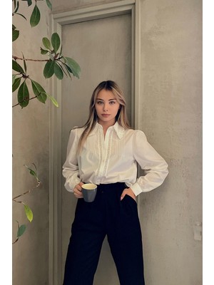 Bacc Beyaz Yakası Fisto Nervürlü Pamuklu Dokuma Gömlek BCHESQ-251044