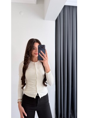 Anna Ekru Kendinden Atletli Bluz