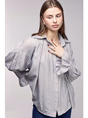 Saade Kadın Oversize Büzgülü Düşük Omuz Dokulu Gömlek - Manşet Detaylı