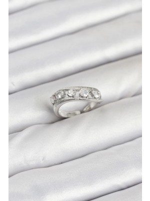 Belle Fusion Mey Ithalat® Pirinç Gümüş Renk Zirkon Taşlı Kadın Yüzük