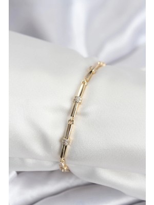 Belle Fusion Mey Ithalat® Pirinç Vıp Seri Gold Renk Parçalı Model Zirkon Taşlı Kadın Bileklik