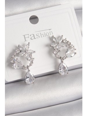 Belle Fusion Mey Ithalat® Pirinç Gümüş Renk Zirkon Taşlı Çiçek Model Sallantı Damla Detay Kadın Küpe