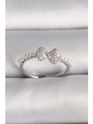 Belle Fusion Mey Ithalat® Pirinç Gümüş Renk Zirkon Taşlı Fiyonk Inci Detay Ayarlanabilir Yüzük