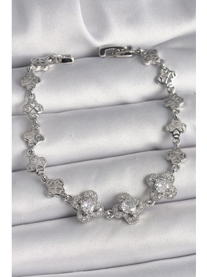Belle Fusion Mey Ithalat® Pirinç Gümüş Renk Zirkon Taşlı Yonca Model Kadın Bileklik