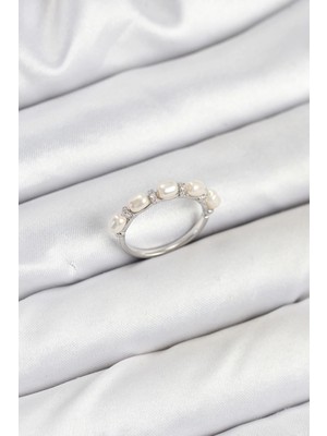 Belle Fusion Mey Ithalat® Pirinç Gümüş Renk Sıralı Incili Kadın Yüzük