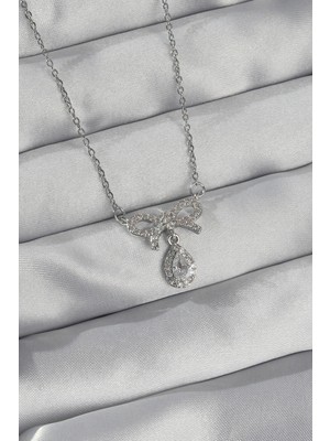 Belle Fusion Mey Ithalat® 316L Çelik Gümüş Renk Zirkon Taşlı Fiyonk Detay Damla Kolye