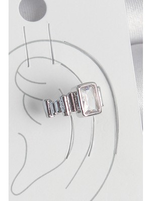 Belle Fusion Mey Ithalat® Pirinç Gümüş Renk Kare Zirkon Taşlı Kadın Kıkırdak Model Küpe