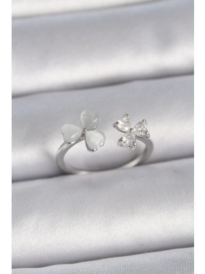 Belle Fusion Mey Ithalat® Pirinç Gümüş Renk Ayarlanabilir Zirkon Taşlı Beyaz Mineli Kalp Model Kadın Yüzük