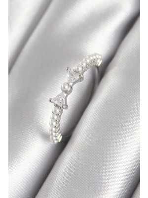 Belle Fusion Mey Ithalat® Pirinç Gümüş Renk Zirkon Taşlı Kurdele Model Inci Detay Kadın Yüzük