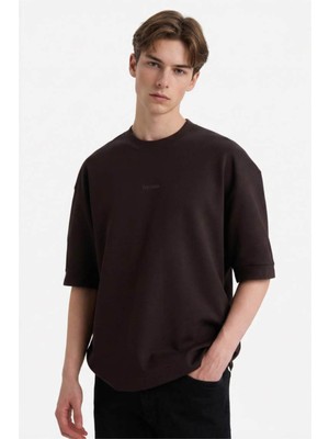 Defacto Nefes Alabilen Loose Fıt Baskılı Kahverengi Erkek T-Shirt F8144AX/BN337