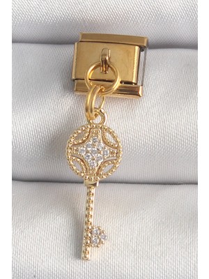 Belle Fusion Mey Ithalat® 316L Çelik Gold Renk Sallantı Zirkon Taşlı Anahtar Model Nomination Charm