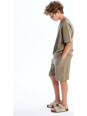 Lc Waikiki Yeni Sezon Beli Lastikli Erkek Çocuk Şort