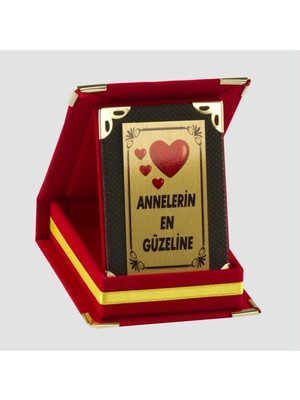 Marsilyan Annelerin En Güzeline Plaketi