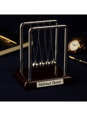 Marsilyan Kişiye İsme Özel Newton Balans Denge Topu Orta Boy -  Ofis - Ev Masa Üstü Motivasyon Hediyesi