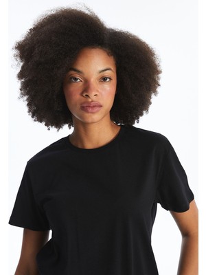 Lc Waikiki Yeni Sezon Bisiklet Yaka Düz Kısa Kollu Kadın Tişört