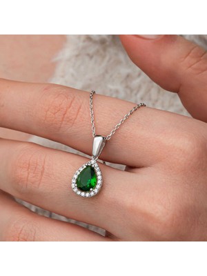 Calperia Gümüş Damla Zümrüt Taşlı Kadın Kolye