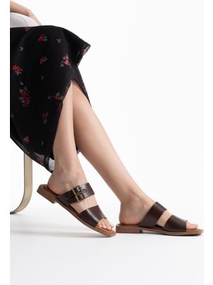 Alfaze Acı Kahve Hakiki Deri Küt Burun Tokalı Terlik