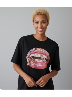 Texrium Taşlı Dudak Baskılı Oversize Unisex Pamuklu T-Shirt