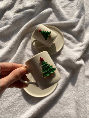 Şık Çam Ağacı Detaylı 2 Kişilik Porselen Kahve Takımı