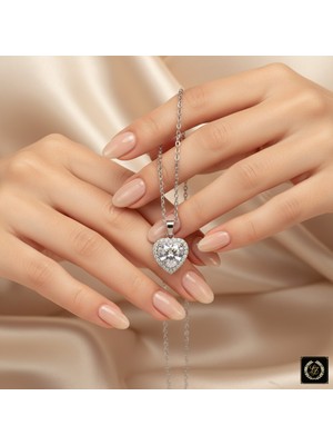 Stainless Steel 316L Paslanmaz Çelik Gümüş Renk Beyaz Zirkon Taşlı Kalp Kolye