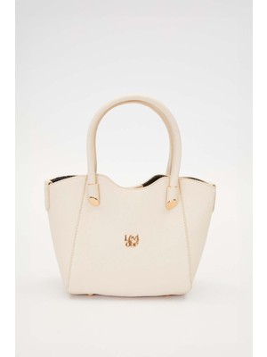 Metal Aksesuarlı El Çanta