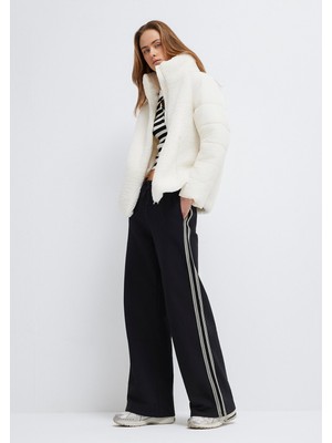 Mavi Şerit Detaylı Siyah Eşofman Altı 1011182-900