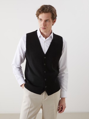 Lc Waikiki Yeni Sezon Standart Kalıp V Yaka Erkek Triko Yelek