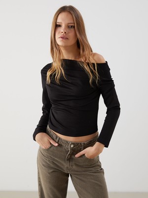 Lc Waikiki Yeni Sezon Kayık Yaka Kadın Body