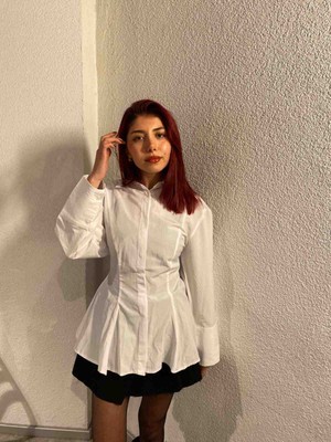 Bel Detaylı Gömlek