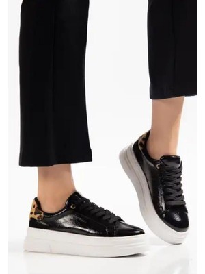 Pabucmarketi Siyah Rugan Bağcıklı Kadın Spor Ayakkabı