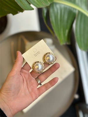 Beta Moda Hub Taşlı Küpe - Beyaz