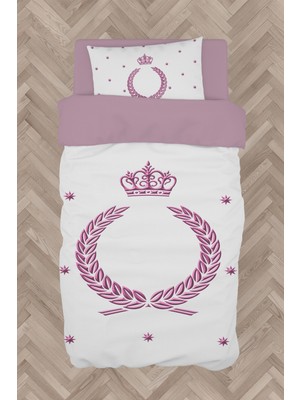 Mekta Home  Taç Çelenk ve Yıldız Desenli Nevresim Takımı