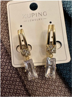 Küpe Taşlı Sallanan (Xupıng)