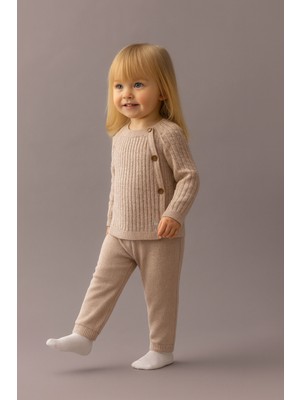 Eray Kids Kız Bebek Pamuklu Örgü Desenli Düğme Detaylı Örme Triko Alt - Üst Takım (6-9-12-18 Aylık)