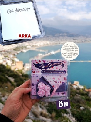 İnci Sepette 14 Şubat Sevgililer Günü Buketi Mini Buketi Hot Flowerss Aynalı Buket