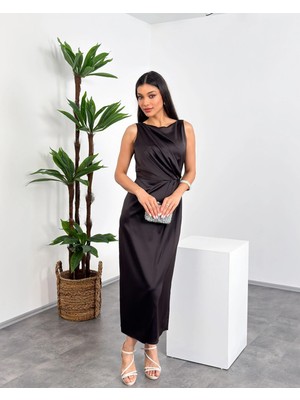 Mialora Kruvaze Yaka Omuz Boncuk Detaylı Püsküllü Maxi Kadın Elbise